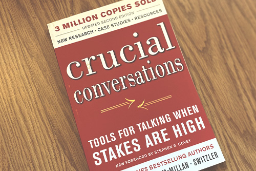 cover of crucial conversations by stephen covey